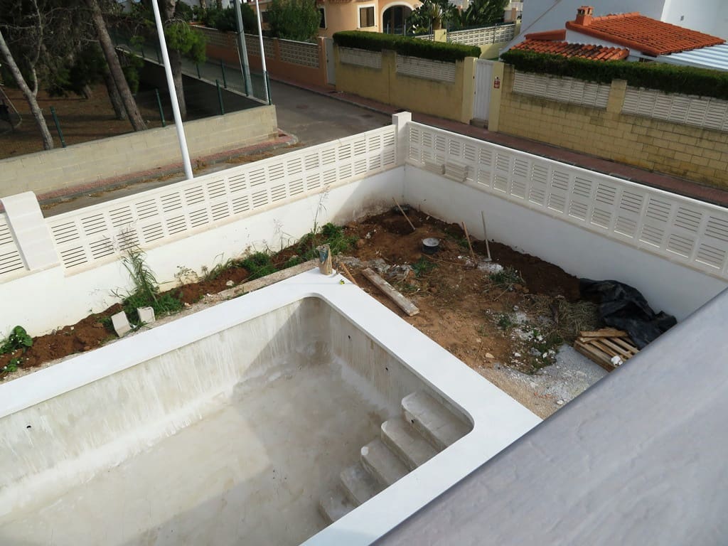 3 soverom Villa til salgs i Els Poblets med svømmebasseng garasje - € 550 000 (Ref: 9410057)