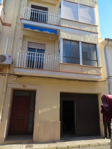 Casa de 4 habitaciones en Pego en venta con garaje - 160.000 € (Ref: 9481566)