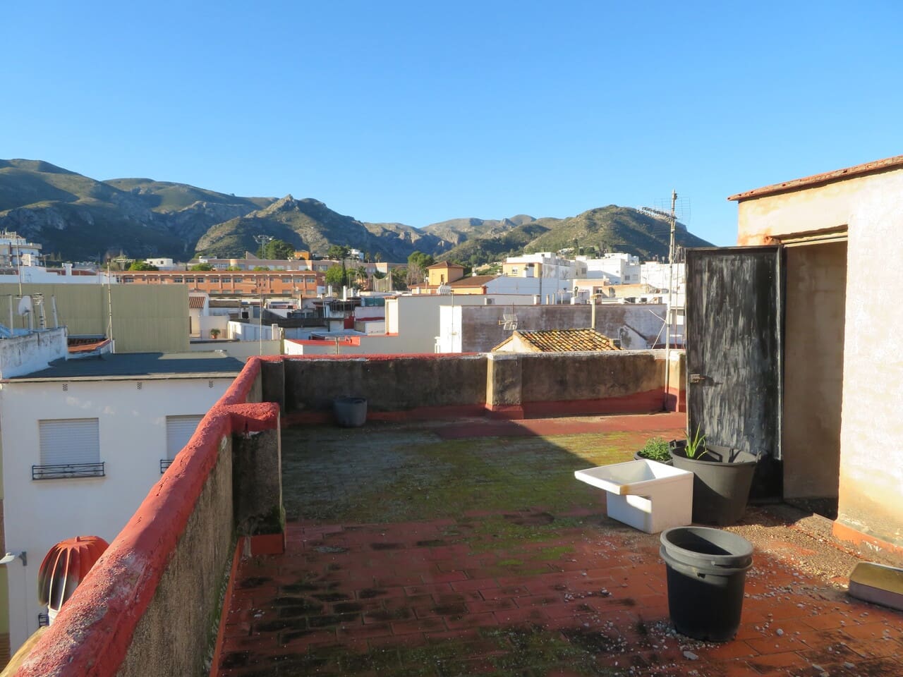 Casa de 4 habitaciones en Pego en venta con garaje - 160.000 € (Ref: 9481566)