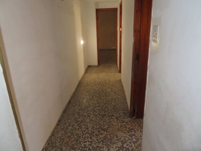 Casa de 4 habitaciones en Pego en venta con garaje - 160.000 € (Ref: 9481566)