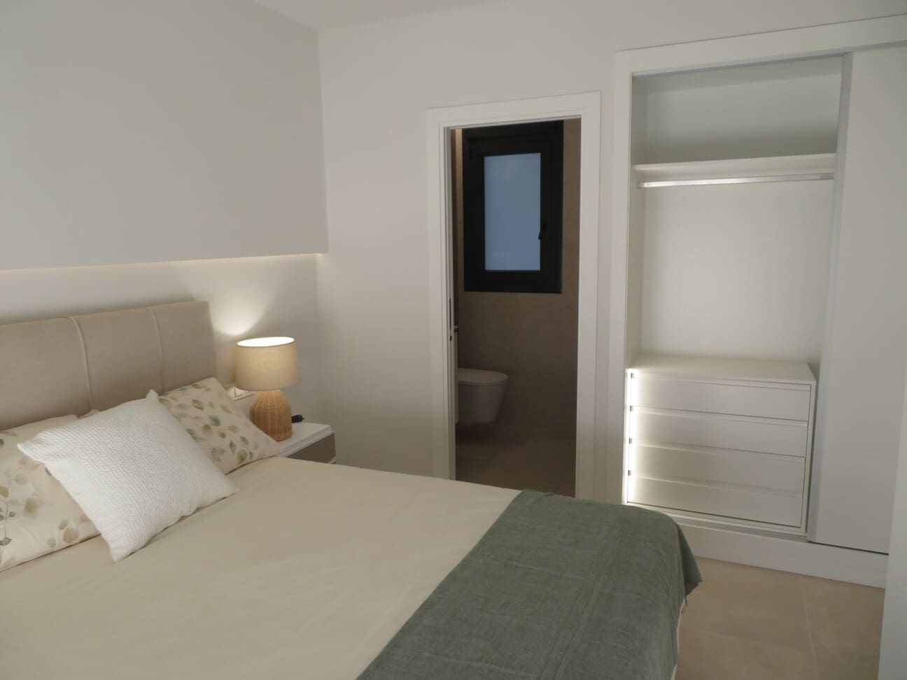 2 soveværelse Strandlejlighed til salg i Denia med swimmingpool - € 265.000 (Ref: 9628093)