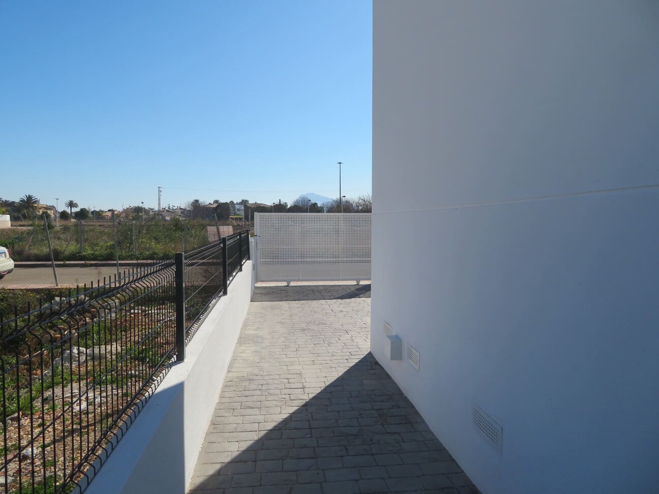 3 slaapkamer Villa te koop in Els Poblets met zwembad garage - € 409.000 (Ref: 9628138)