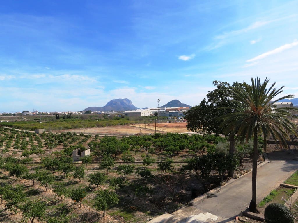 5 makuuhuone Maalaistalo myytävänä paikassa Beniarbeig mukana 
autotalli - 599 000 € (Ref: 9630457)