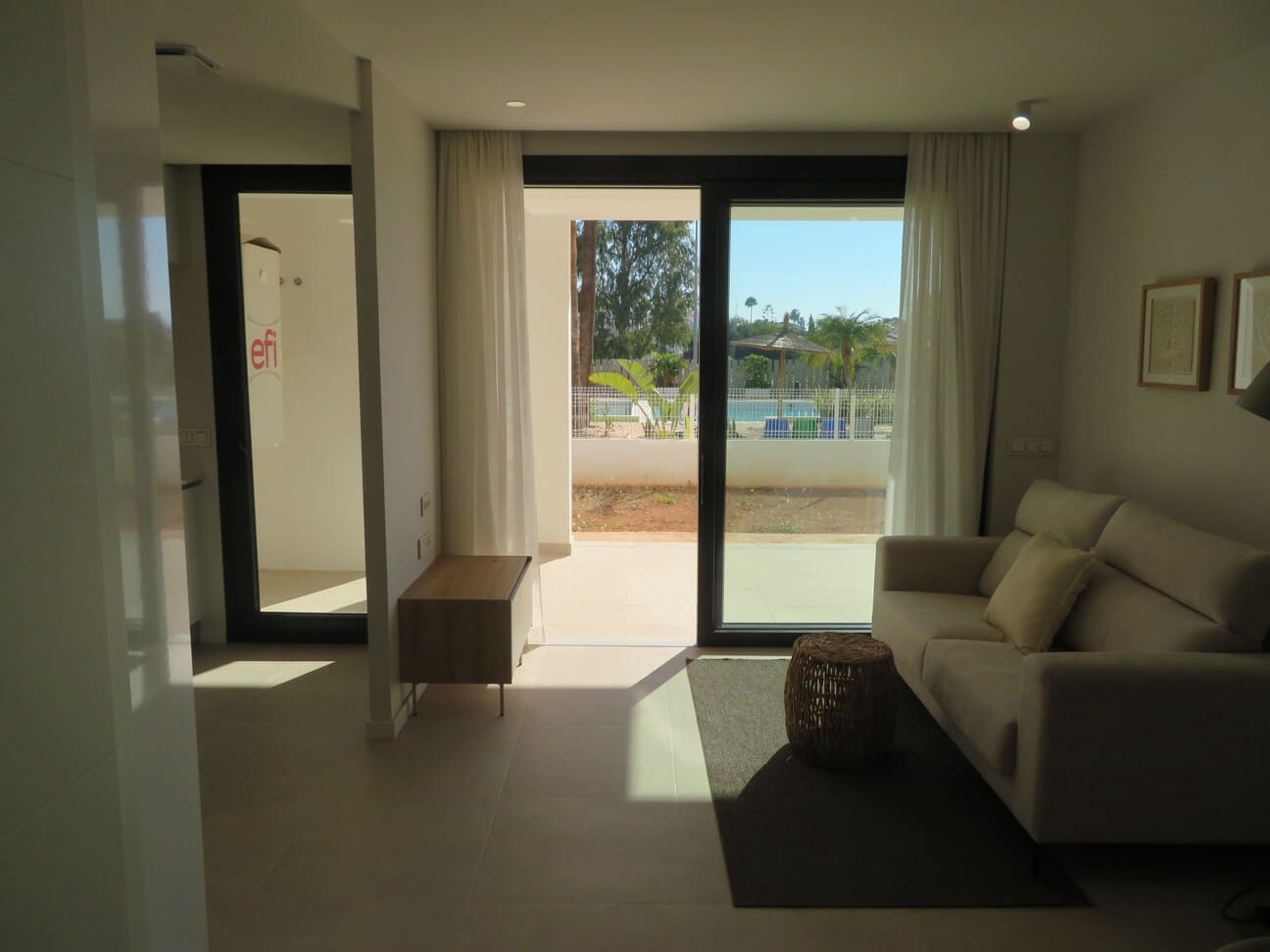 2 bedroom Beach Apartment for sale in Denia with pool garage - € 265,000 (Ref: 9659807)