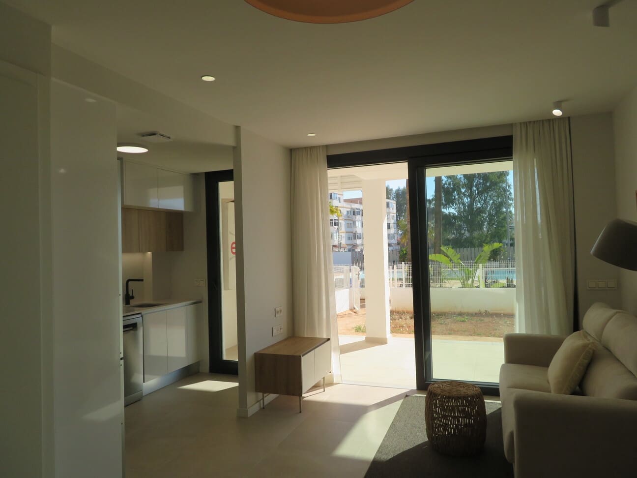 2 bedroom Beach Apartment for sale in Denia with pool garage - € 265,000 (Ref: 9659807)