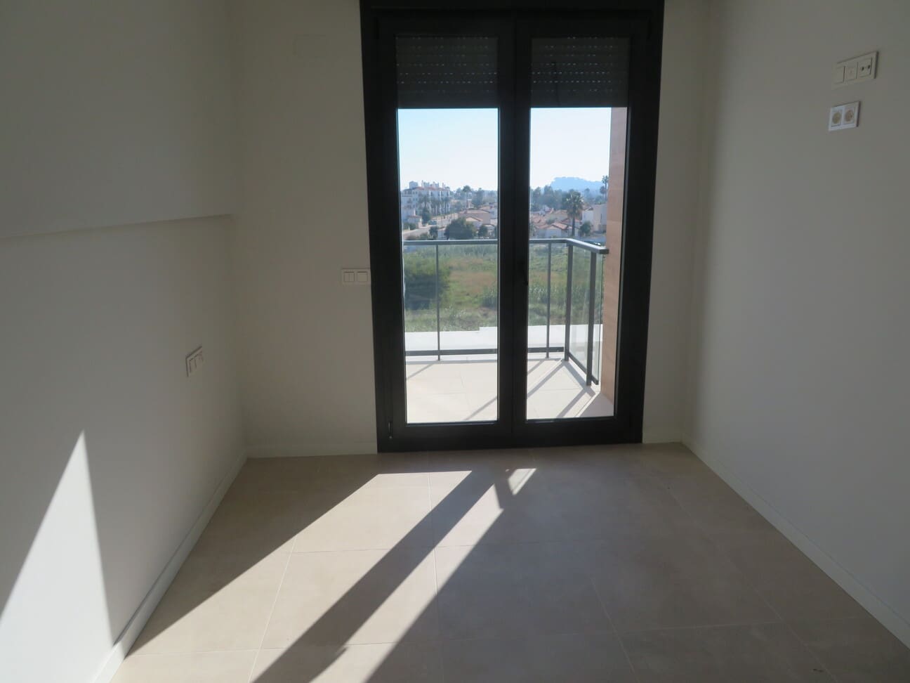 3 bedroom Penthouse for sale in Denia with pool garage - € 499,000 (Ref: 9726897)