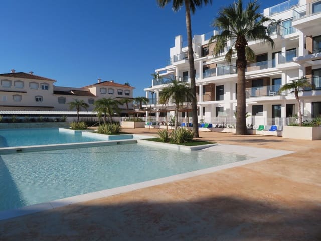 2 soveværelse Strandlejlighed til salg i Dénia med swimmingpool garage - € 265.000 (Ref: 9733229)