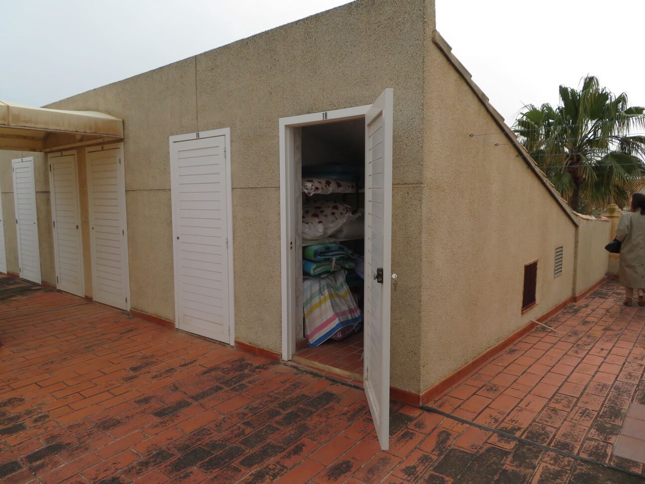 2 slaapkamer Strandappartement te koop in Denia met zwembad garage - € 489.000 (Ref: 9762344)