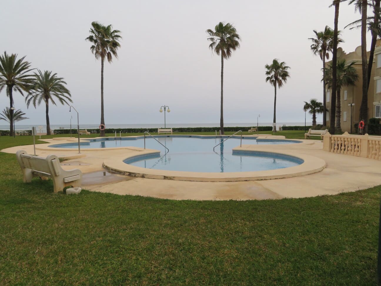 2 slaapkamer Strandappartement te koop in Denia met zwembad garage - € 489.000 (Ref: 9762344)
