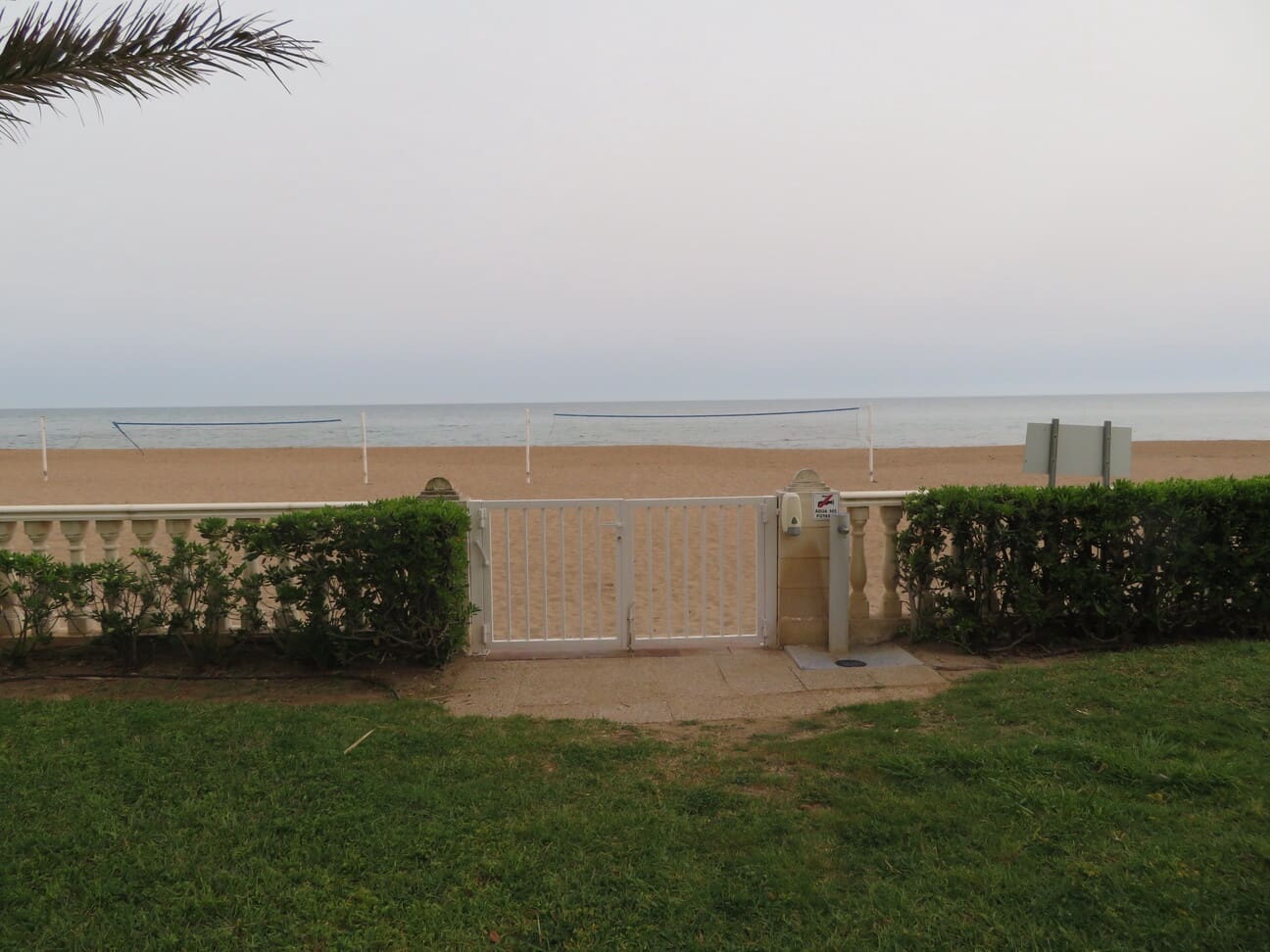 2 slaapkamer Strandappartement te koop in Denia met zwembad garage - € 489.000 (Ref: 9762344)
