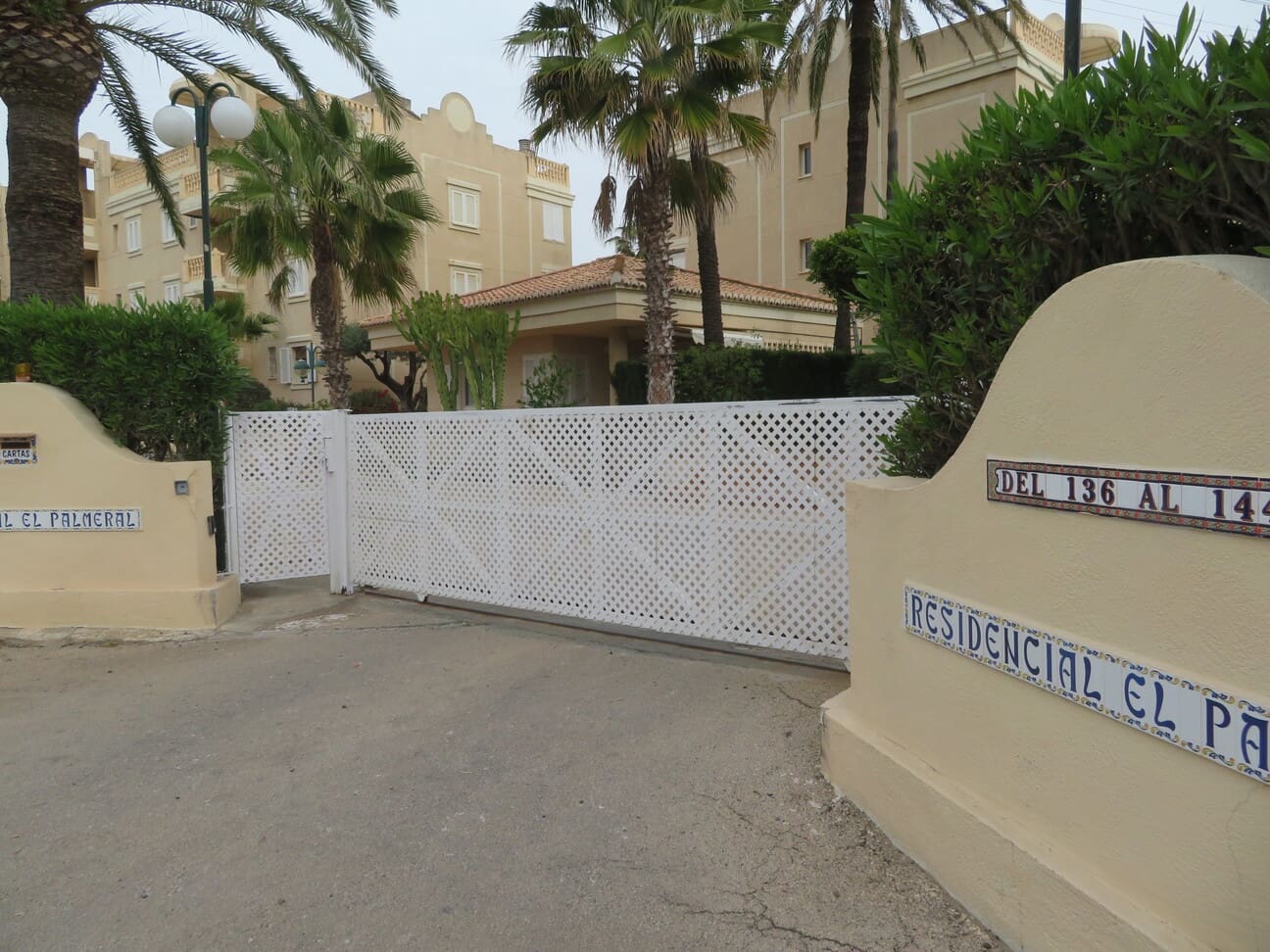 2 slaapkamer Strandappartement te koop in Denia met zwembad garage - € 489.000 (Ref: 9762344)