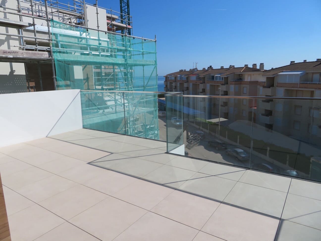 3 bedroom Beach Apartment for sale in Denia with pool garage - € 599,000 (Ref: 9787854)