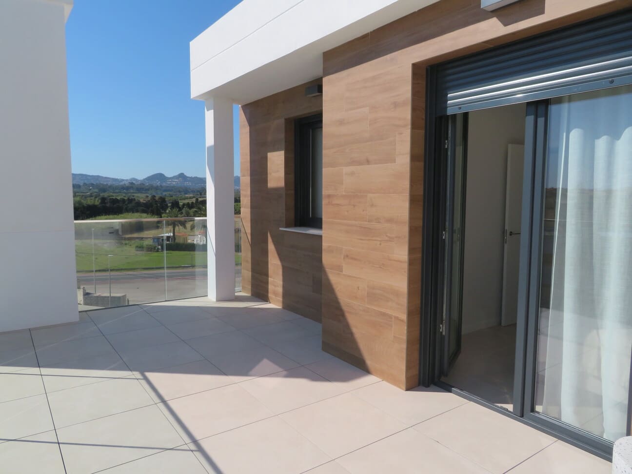 3 bedroom Beach Apartment for sale in Denia with pool garage - € 599,000 (Ref: 9787854)