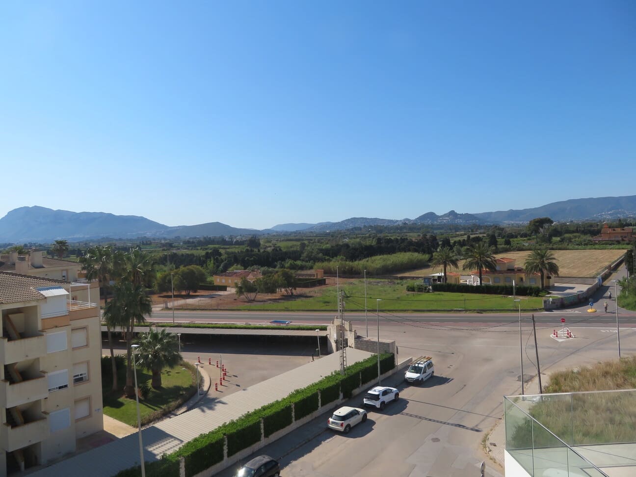 3 bedroom Beach Apartment for sale in Denia with pool garage - € 599,000 (Ref: 9787854)