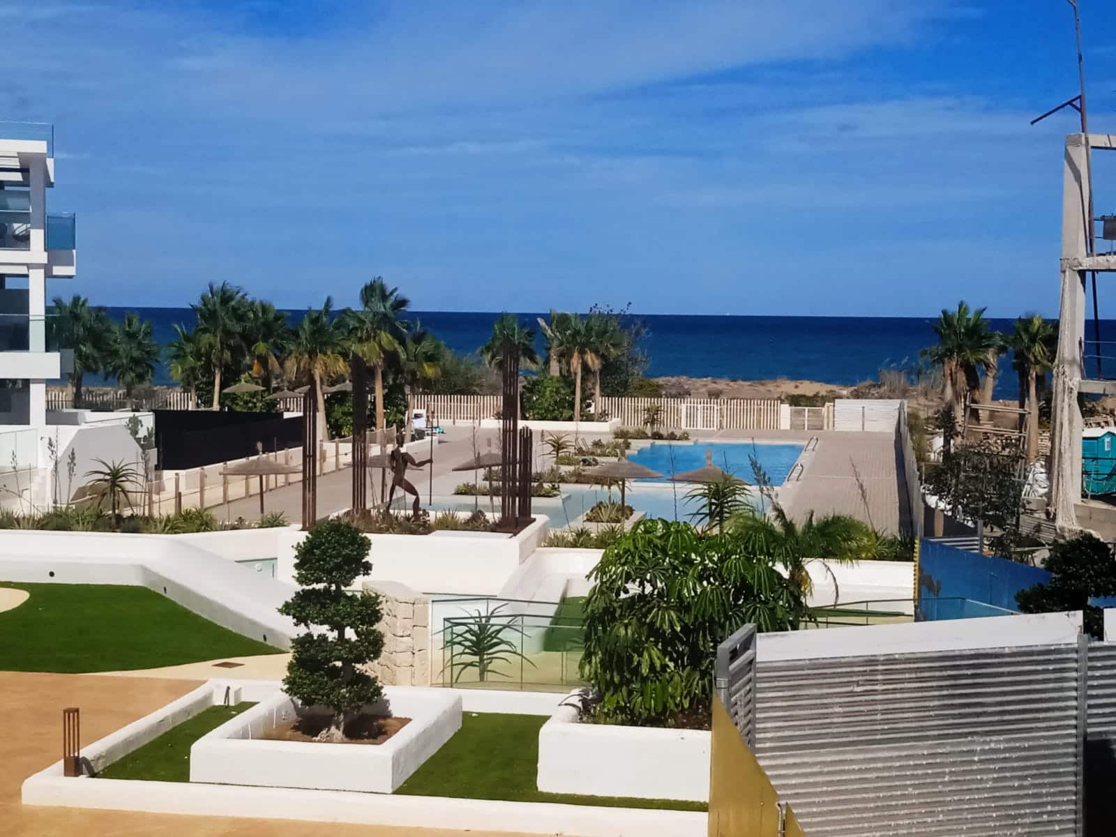 3 bedroom Beach Apartment for sale in Denia with pool garage - € 599,000 (Ref: 9787854)