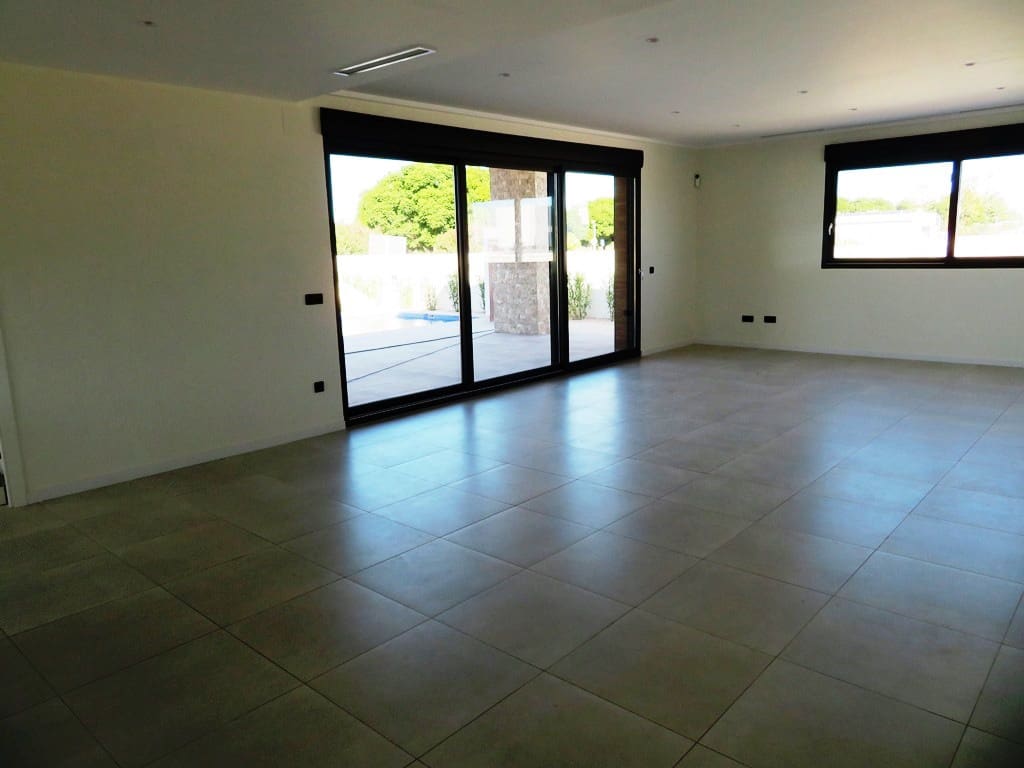 3 quarto Moradia para venda em Els Poblets com piscina garagem - 590 000 € (Ref: 9801370)