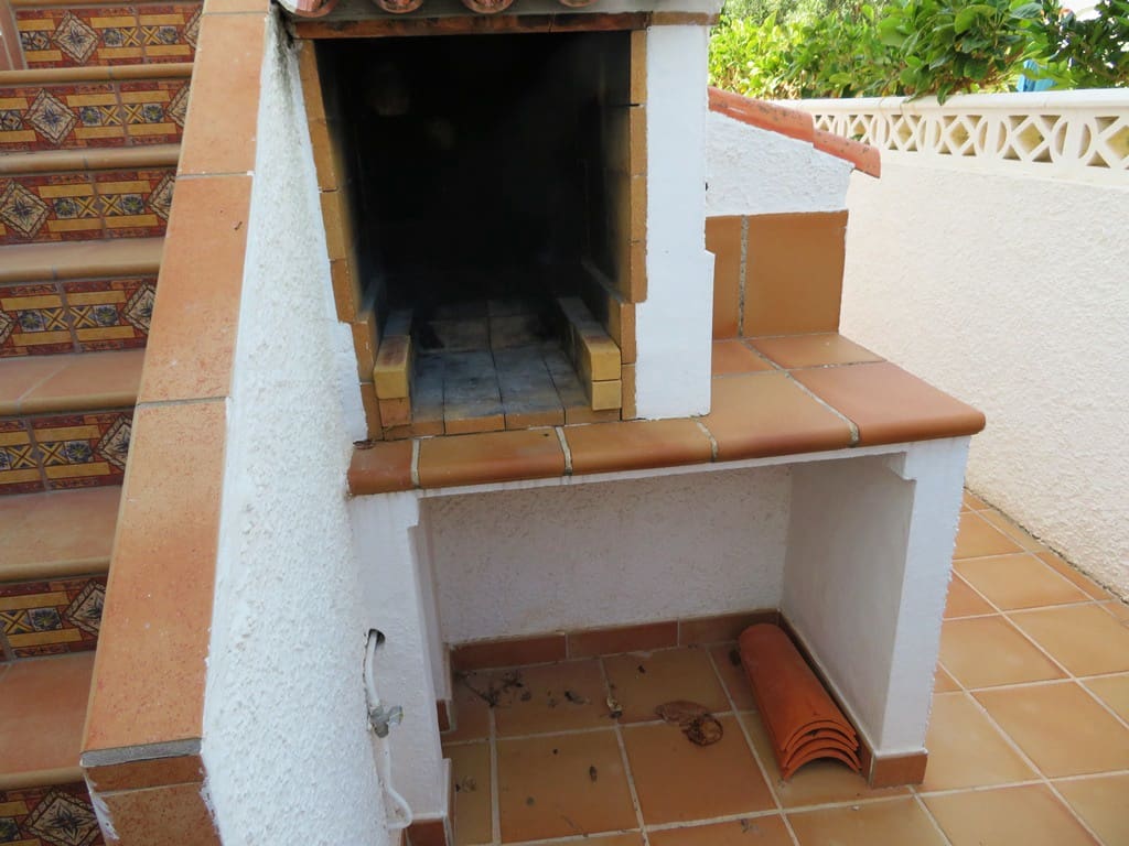 3 slaapkamer Halfvrijstaande villa te koop in Els Poblets met garage - € 299.000 (Ref: 9827181)