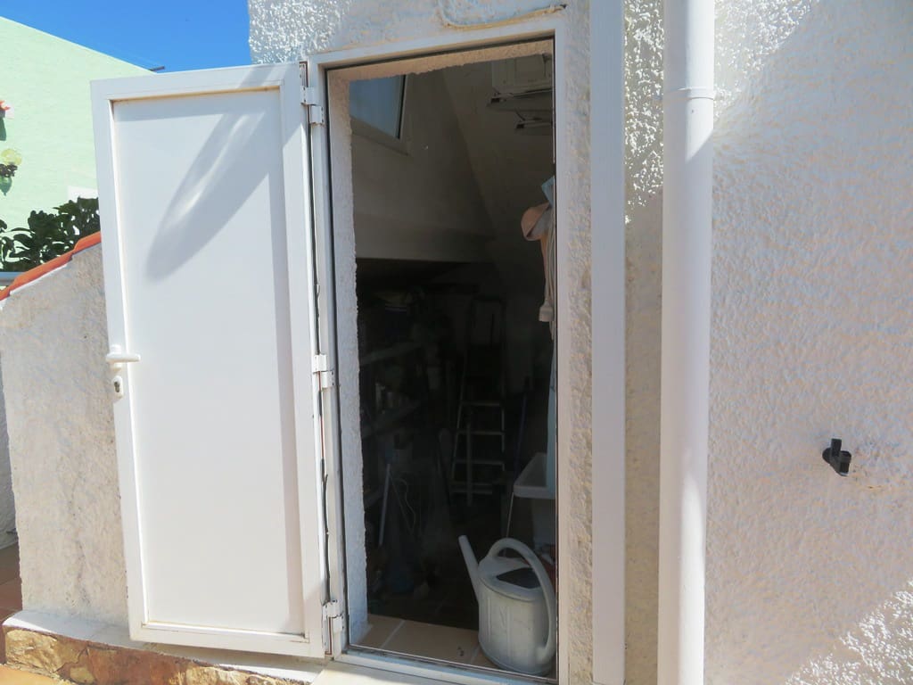 3 slaapkamer Halfvrijstaande villa te koop in Els Poblets met garage - € 299.000 (Ref: 9827181)