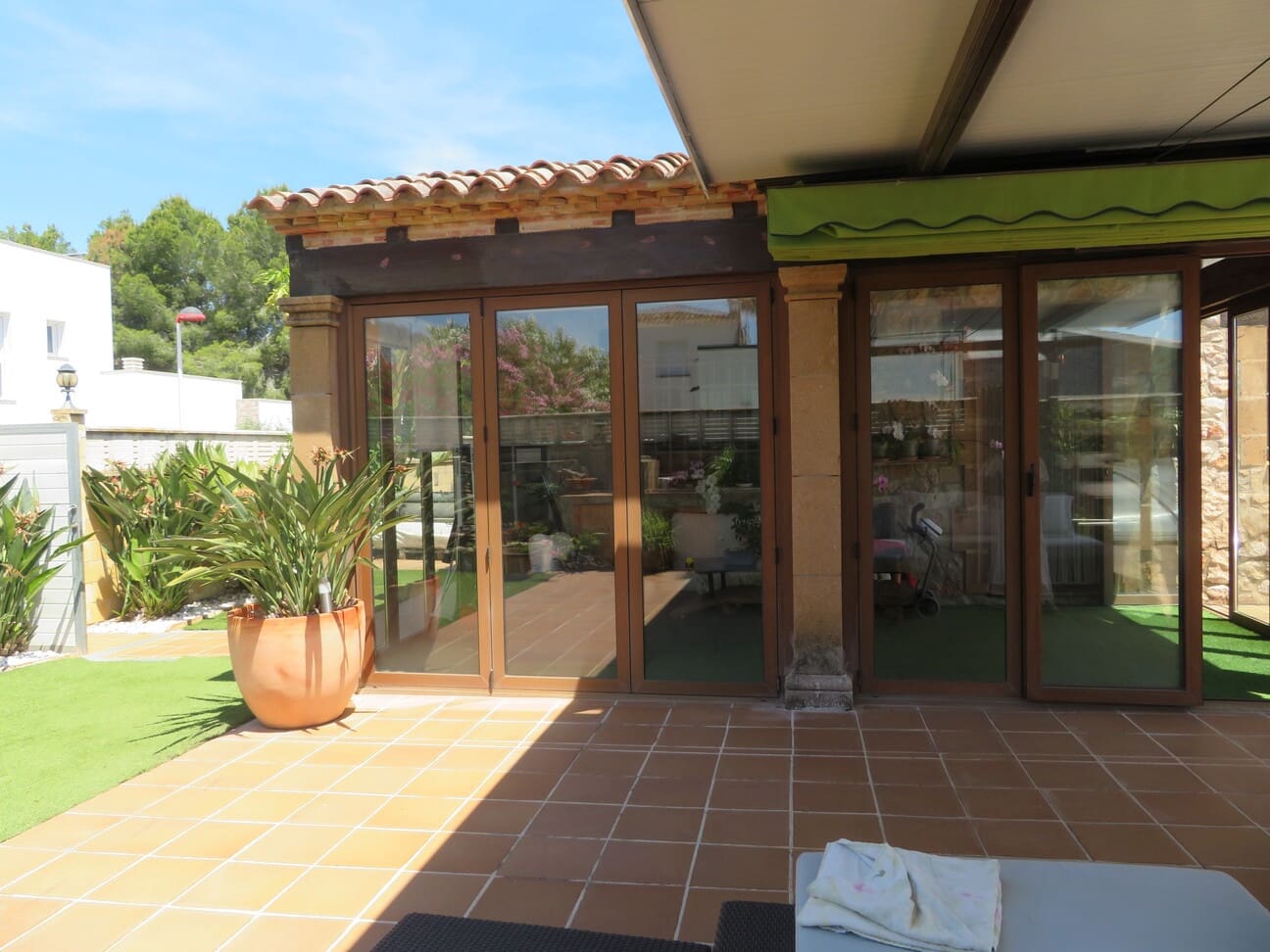 4 bedroom Villa for sale in Els Poblets with pool garage - € 1,050,000 (Ref: 9848217)