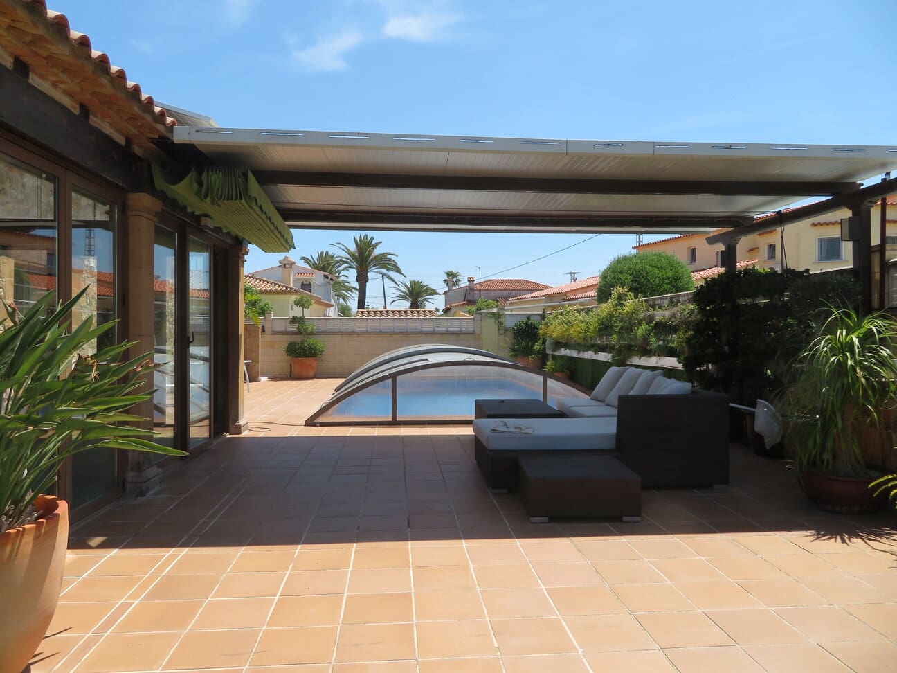 4 bedroom Villa for sale in Els Poblets with pool garage - € 1,050,000 (Ref: 9848217)