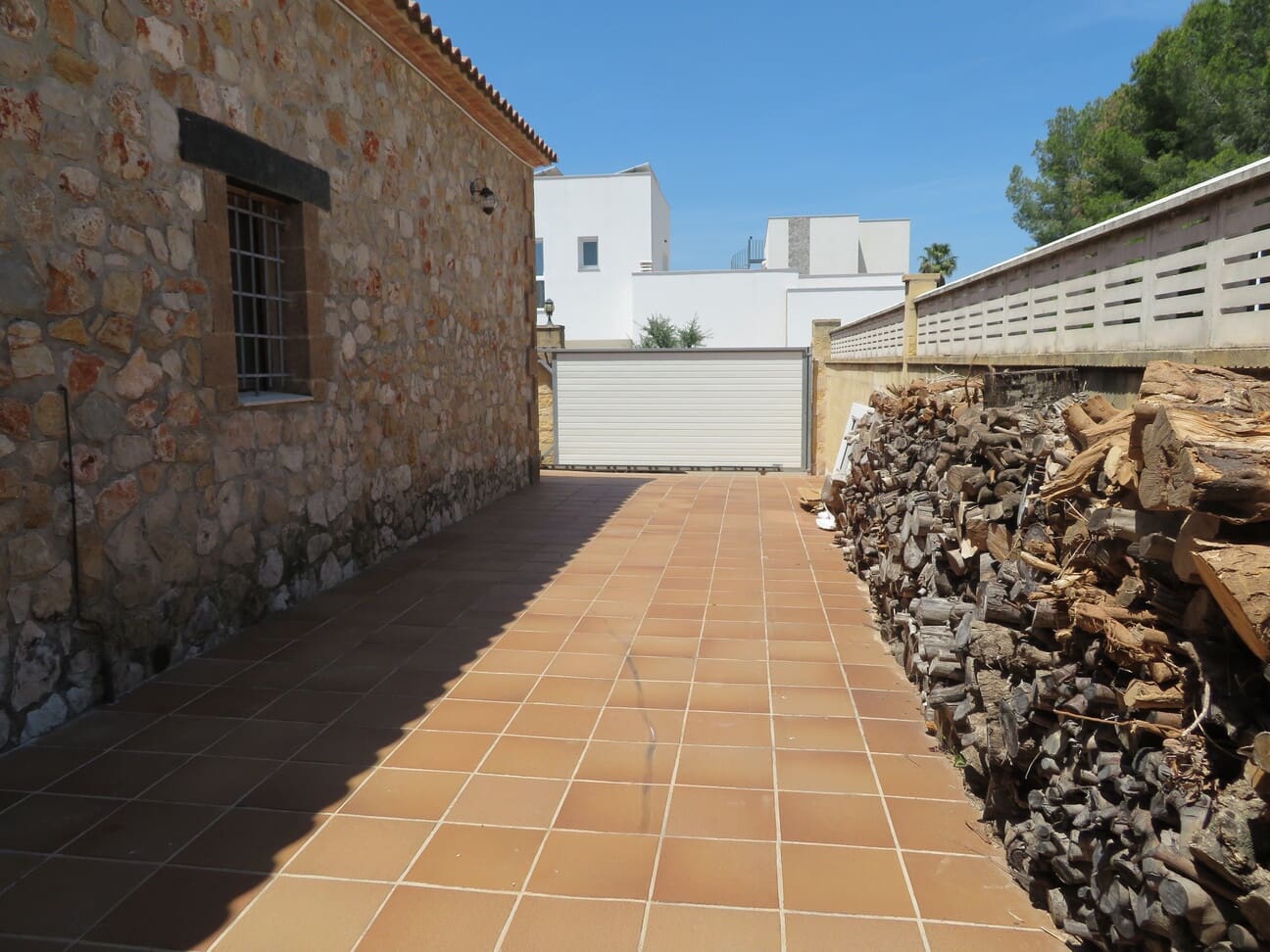 4 bedroom Villa for sale in Els Poblets with pool garage - € 1,050,000 (Ref: 9848217)