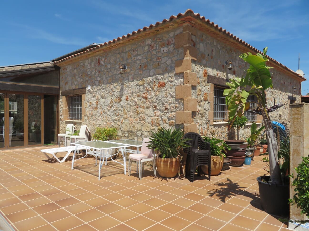 4 bedroom Villa for sale in Els Poblets with pool garage - € 1,050,000 (Ref: 9848217)