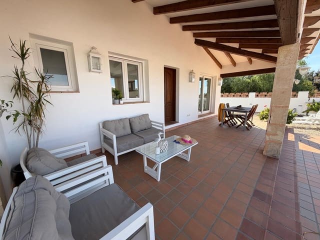 3 soveværelse Villa til salg i Dénia med swimmingpool garage - € 1.050.000 (Ref: 9850301)