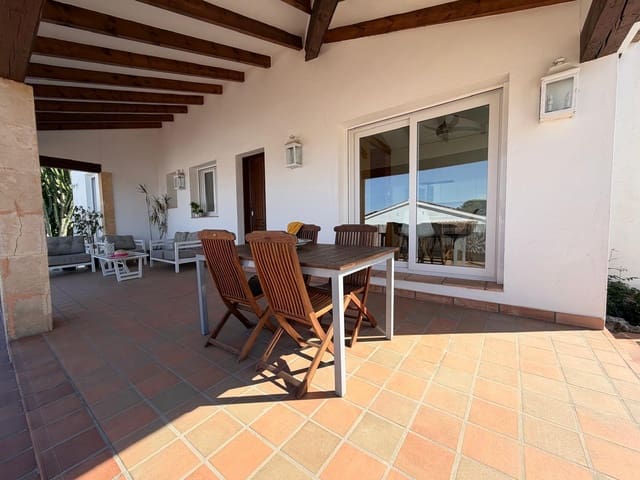 3 soveværelse Villa til salg i Dénia med swimmingpool garage - € 1.050.000 (Ref: 9850301)