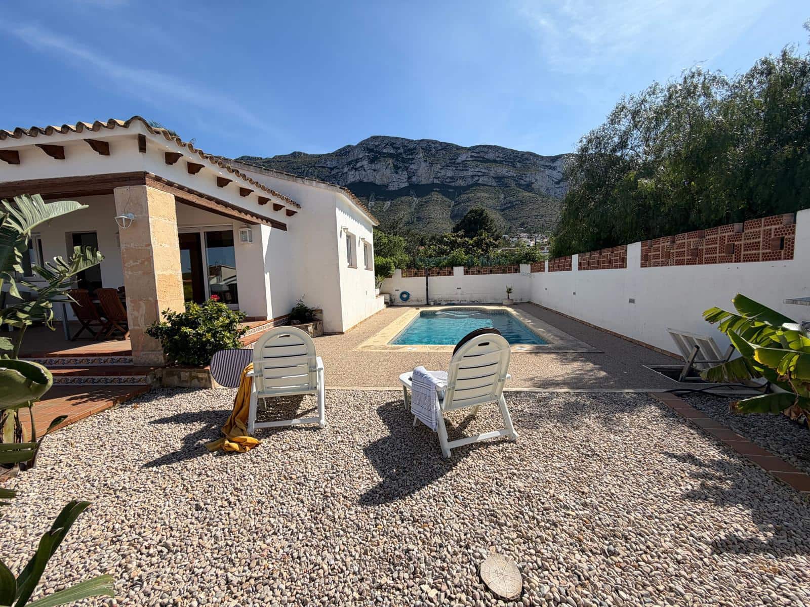 3 bedroom Villa for sale in Denia with pool garage - € 1,050,000 (Ref: 9850301)