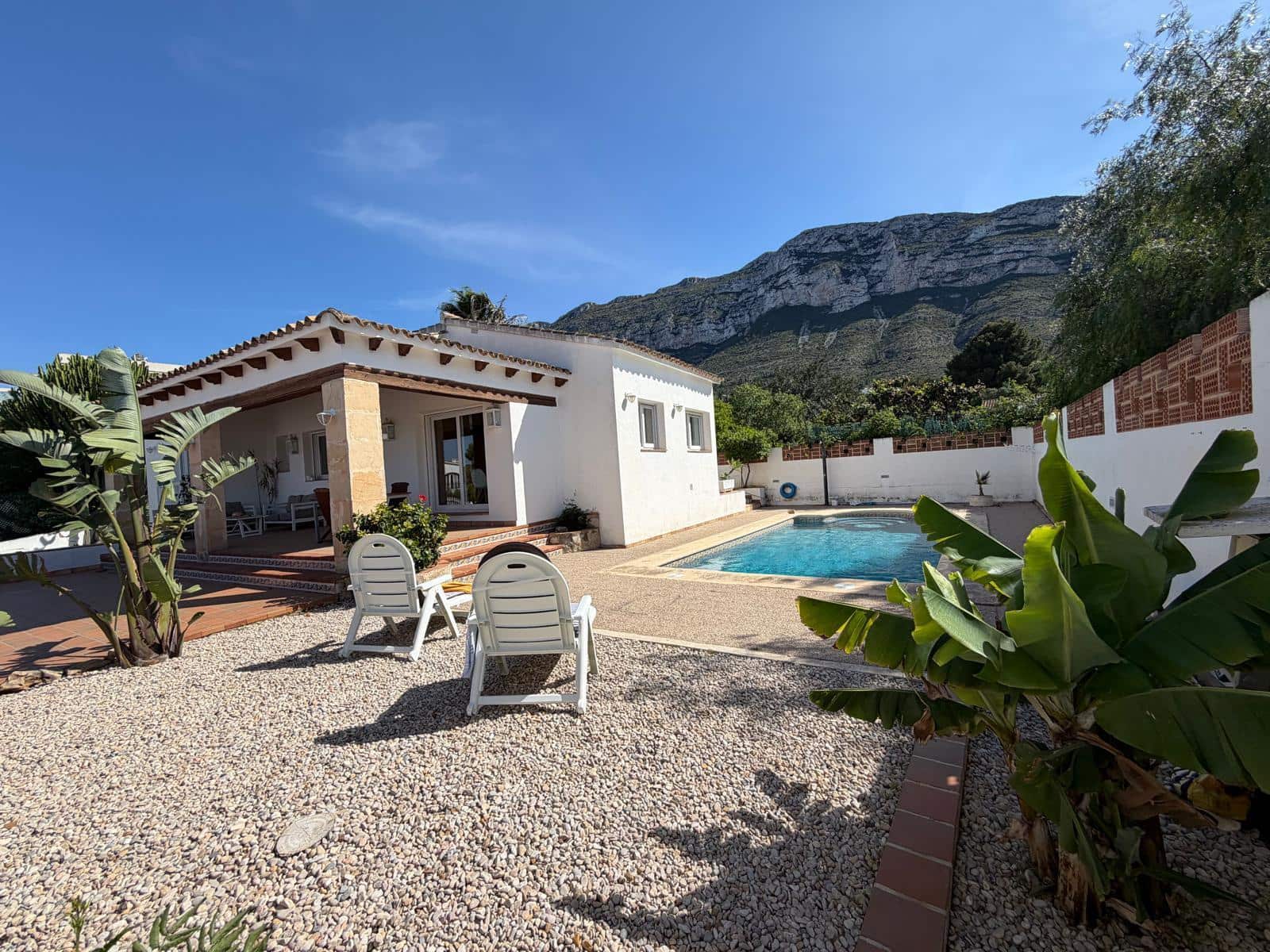 3 bedroom Villa for sale in Denia with pool garage - € 1,050,000 (Ref: 9850301)