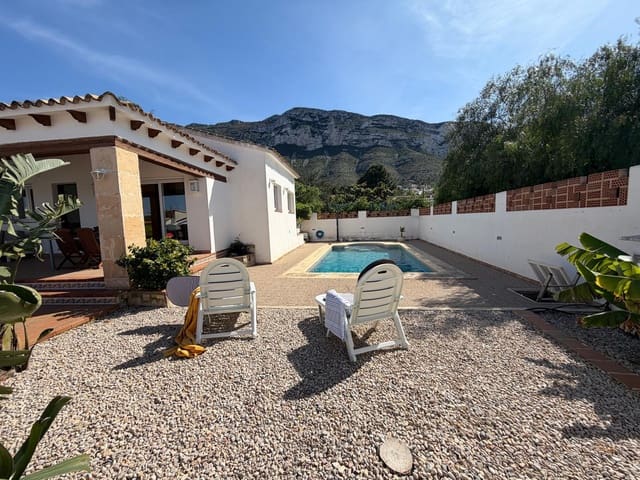 3 soveværelse Villa til salg i Dénia med swimmingpool garage - € 1.050.000 (Ref: 9850301)