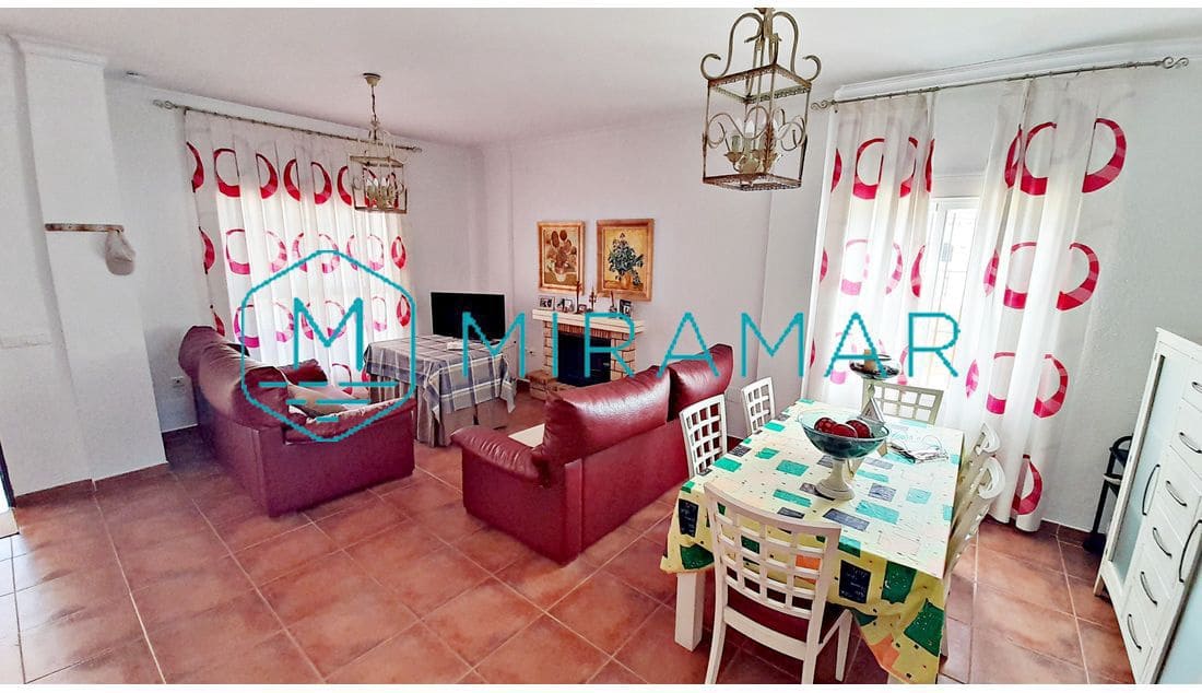 4 soveværelse Villa til salg i Isla Cristina med garage - € 498.995 (Ref: 8407698)