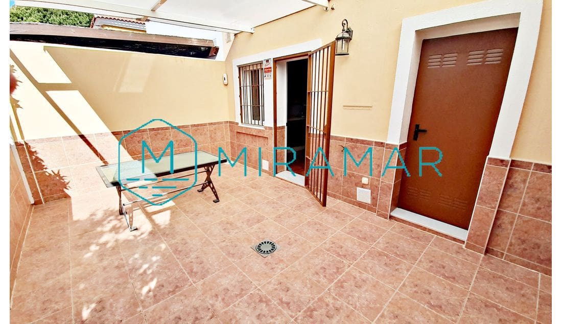 4 soveværelse Villa til salg i Isla Cristina med garage - € 498.995 (Ref: 8407698)