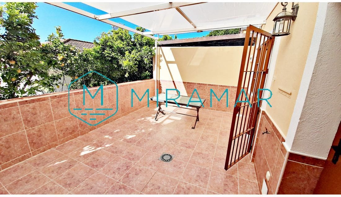 4 soveværelse Villa til salg i Isla Cristina med garage - € 498.995 (Ref: 8407698)