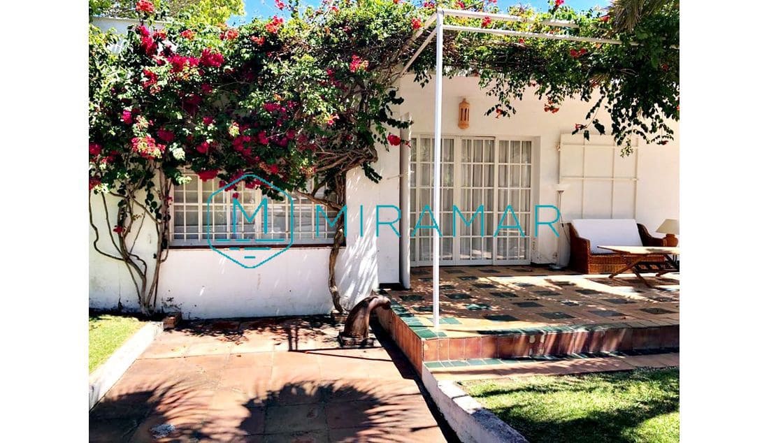 4 soveværelse Villa til salg i Isla Cristina - € 495.000 (Ref: 8603577)