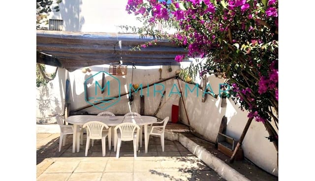 4 soveværelse Villa til salg i Isla Cristina - € 495.000 (Ref: 8603577)