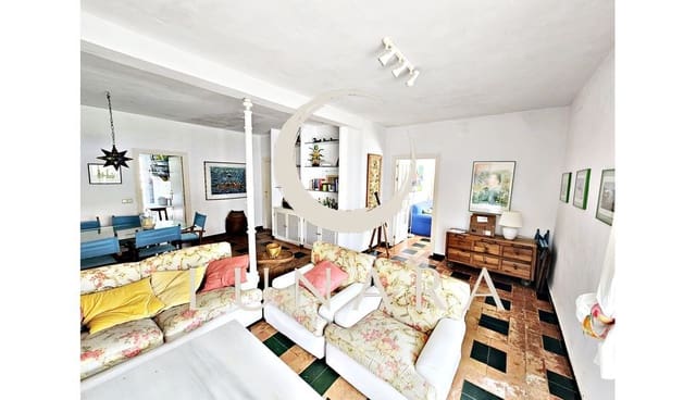 4 bedroom Villa for sale in Isla Cristina - € 495,000 (Ref: 8603577)