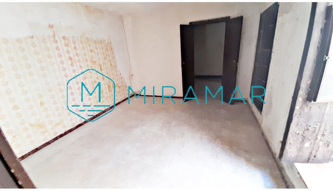 5 bedroom Townhouse for sale in Ayamonte - € 170,000 (Ref: 8603580)