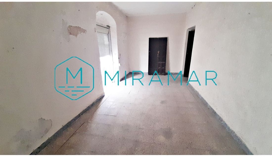 5 bedroom Townhouse for sale in Ayamonte - € 170,000 (Ref: 8603580)