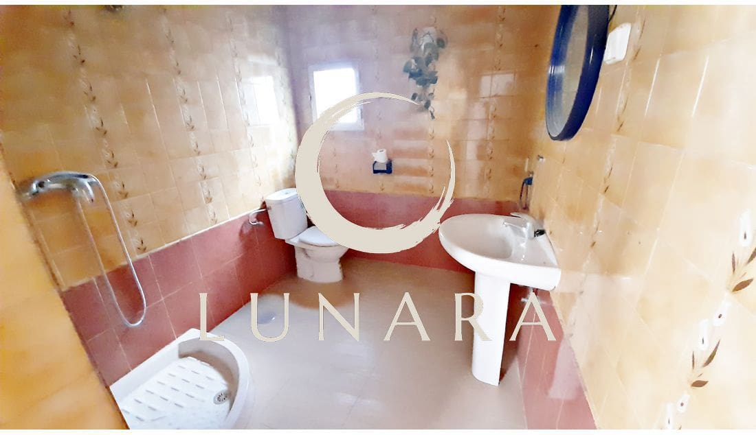 5 bedroom Townhouse for sale in Ayamonte - € 170,000 (Ref: 8603580)