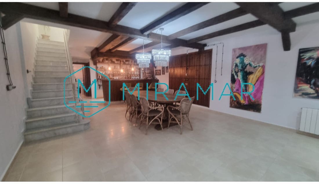 4 soverom Villa til salgs i Lepe - € 580 000 (Ref: 8747053)