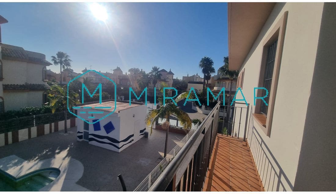 4 soverom Villa til salgs i Lepe - € 580 000 (Ref: 8747053)