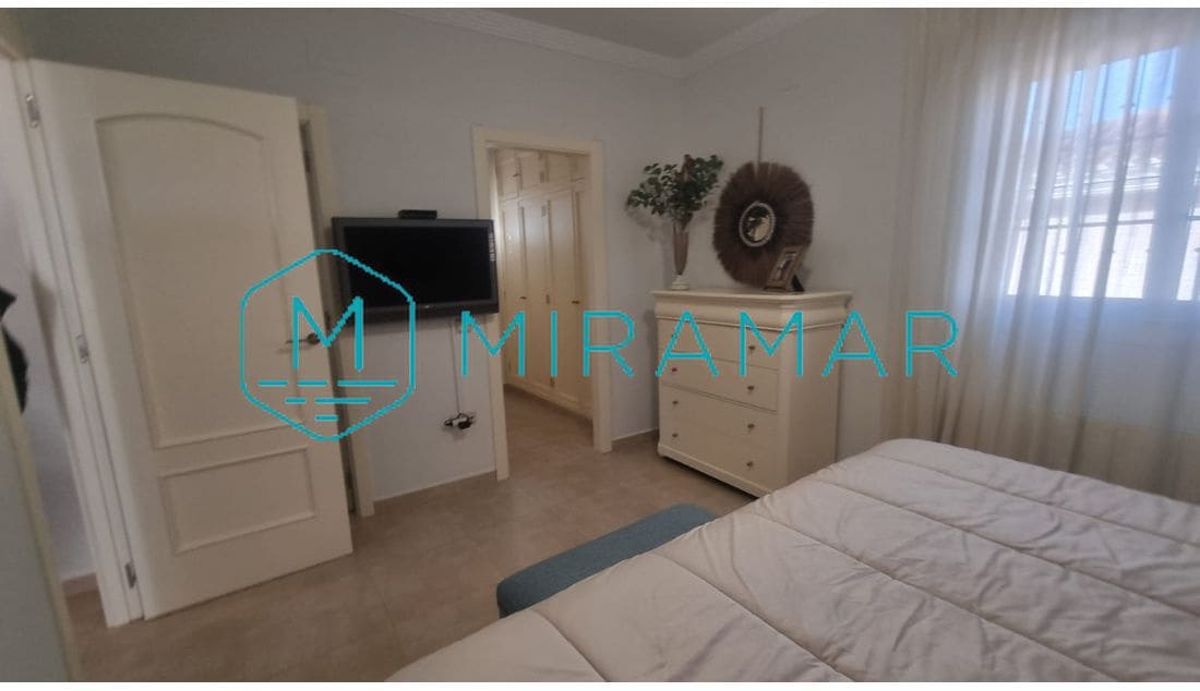 4 soverom Villa til salgs i Lepe - € 580 000 (Ref: 8747053)