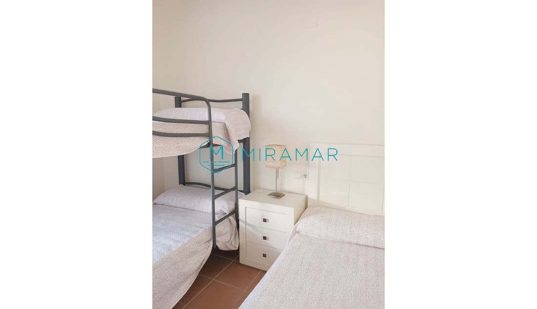 2 Zimmer Apartment zu verkaufen in Lepe mit Garage - 220.000 € (Ref: 8924784)