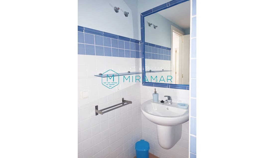 2 Zimmer Apartment zu verkaufen in Lepe mit Garage - 220.000 € (Ref: 8924784)