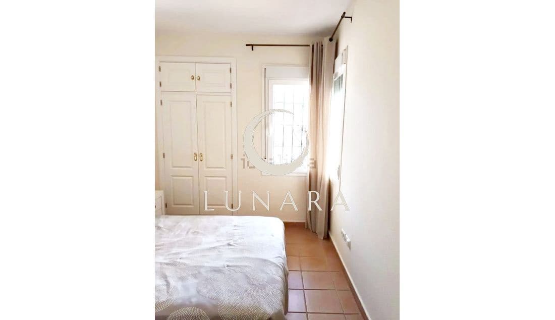 2 bedroom Apartment for sale in Lepe with garage - € 220,000 (Ref: 8924784)