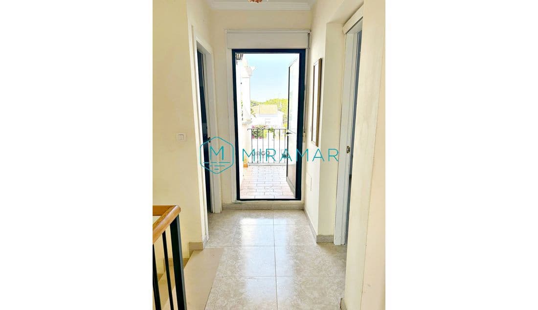 4 slaapkamer Villa te koop in Villablanca - € 168.000 (Ref: 9128685)