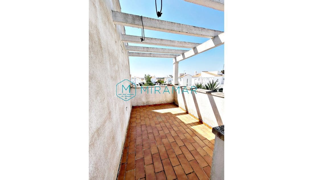 4 slaapkamer Villa te koop in Villablanca - € 168.000 (Ref: 9128685)