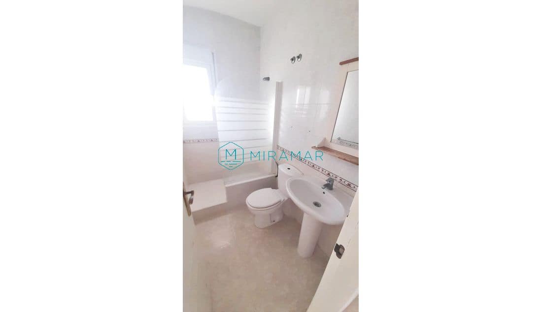 4 slaapkamer Villa te koop in Villablanca - € 168.000 (Ref: 9128685)