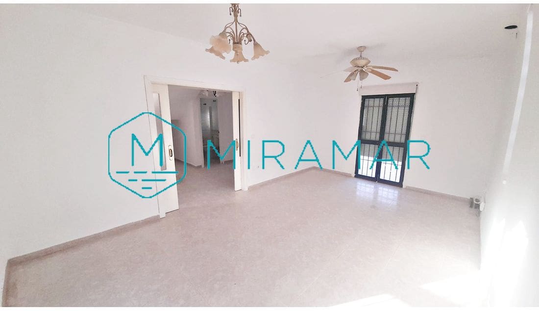 4 slaapkamer Villa te koop in Villablanca - € 168.000 (Ref: 9128685)